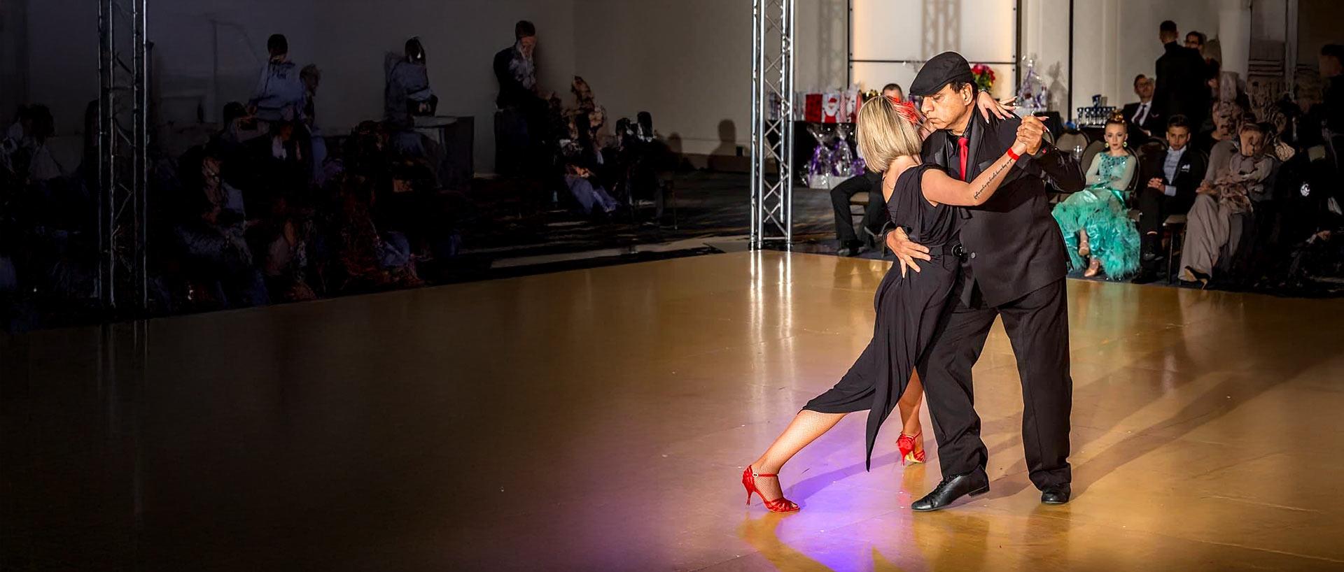 social vs stage tango