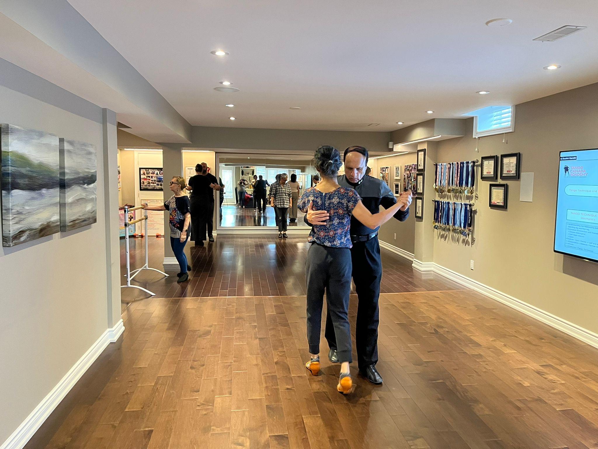 Tango Canada Academy | What Shoes Should I Wear To My First Argentine Tango Class? Tango Canada Academy | What Shoes Should I Wear To My First Argentine Tango Class?